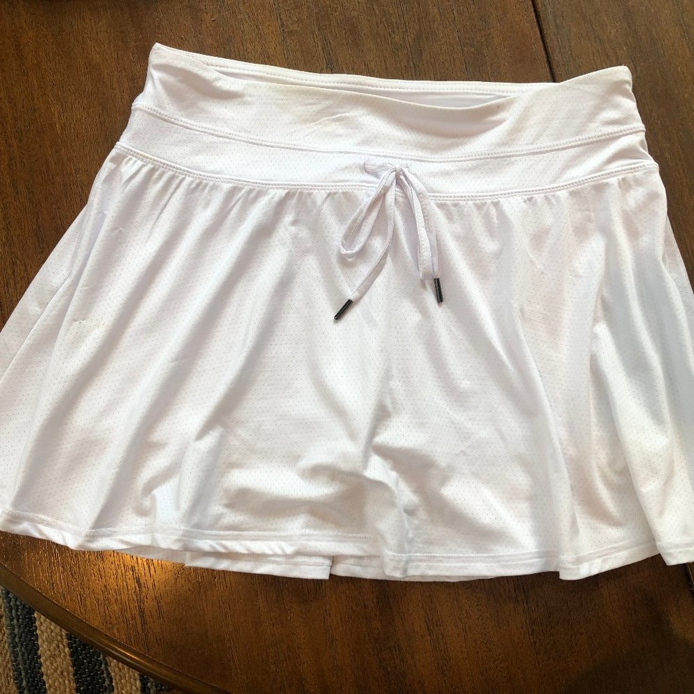 Kyodan Women's White Tennis/Golf Skirt - Size P/S